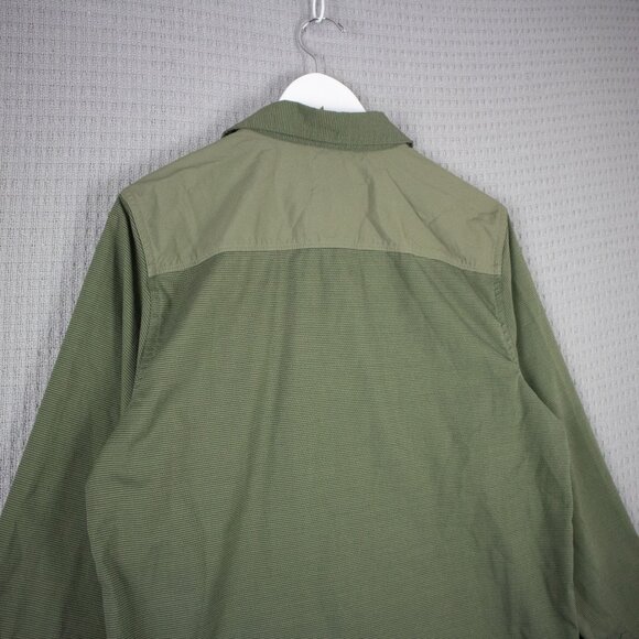 Mountain Hardwear Twotone Distressed Button Up - Picture 8 of 8